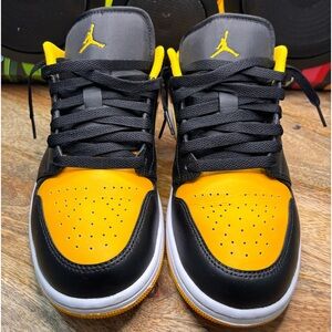 Jordan ones men’s size 10 used no box